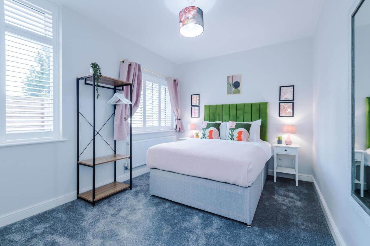 Beechwood Lodge Serviced Apartment Ковънтри Екстериор снимка