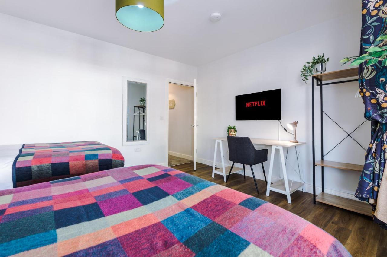 Beechwood Lodge Serviced Apartment Ковънтри Екстериор снимка