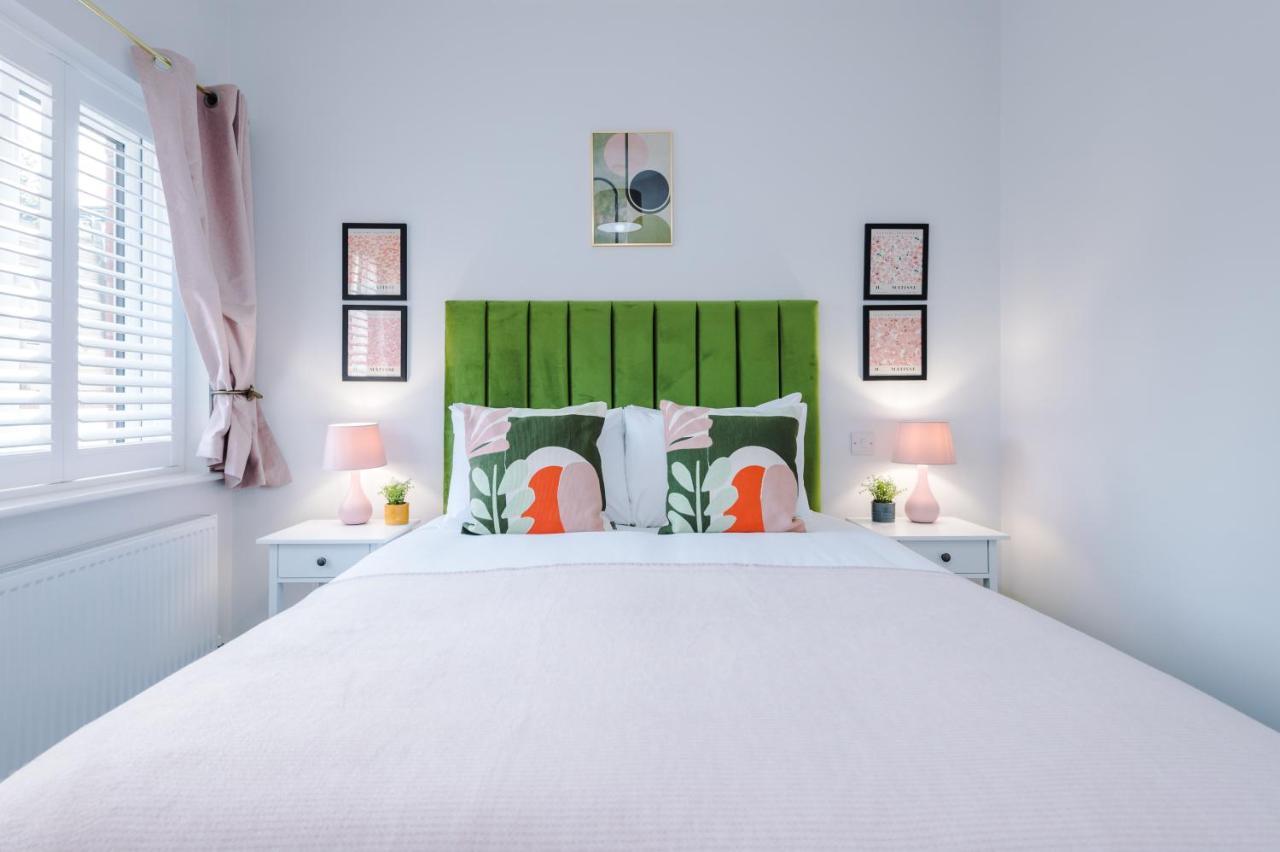Beechwood Lodge Serviced Apartment Ковънтри Екстериор снимка