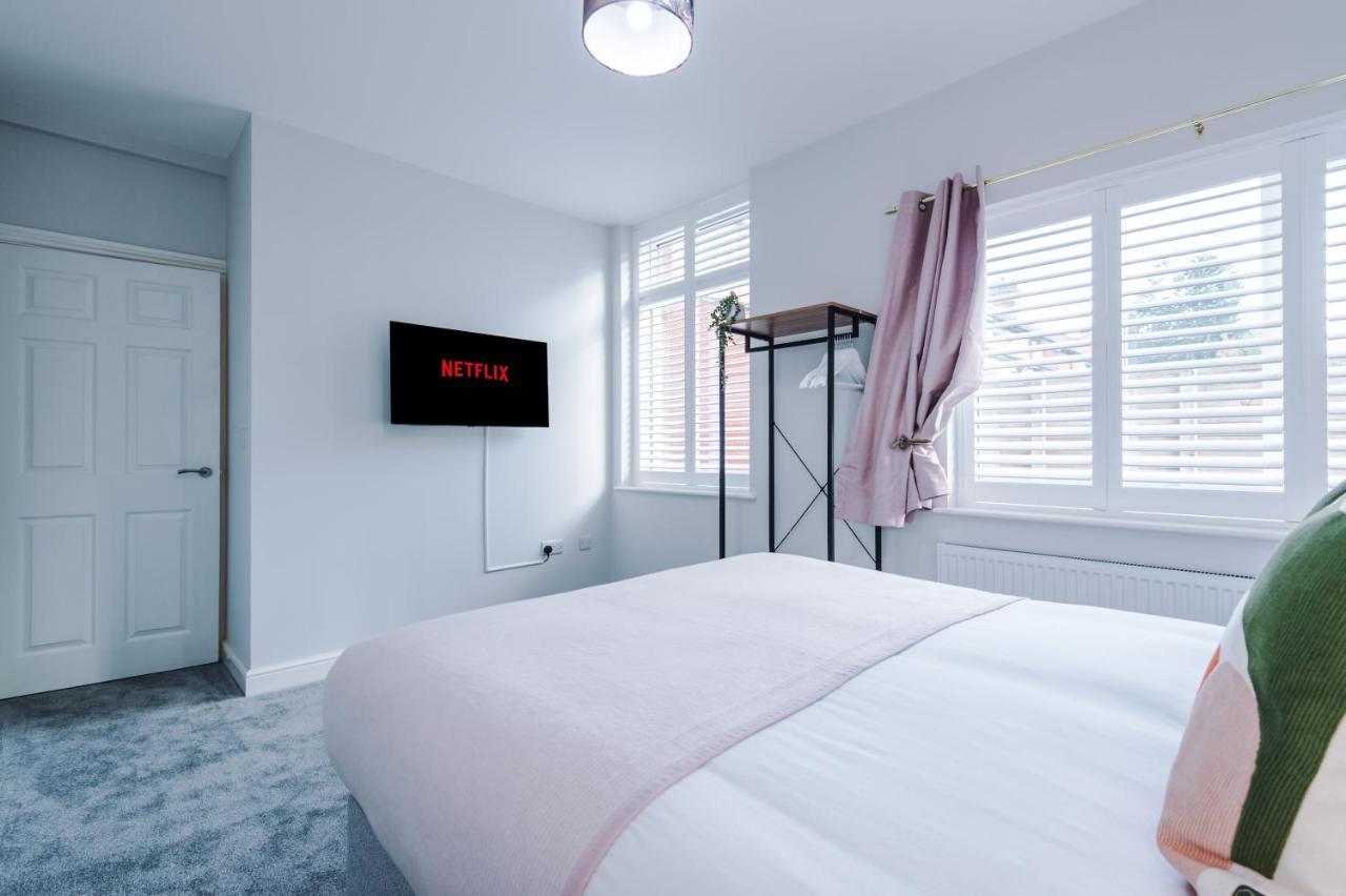 Beechwood Lodge Serviced Apartment Ковънтри Екстериор снимка